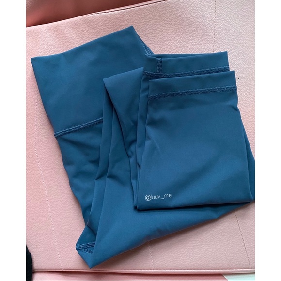 Lululemon Wunder Under 24” Ink Blue SizeM AsiaFit - Picture 2 of 4